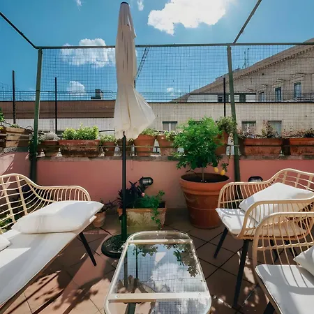 Apartamento Elegantis Monti Penthouse With Private Terrace And Colosseum View