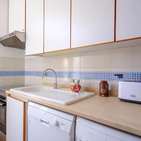 Elegantis Monti Penthouse With Private Terrace And Colosseum View Roma