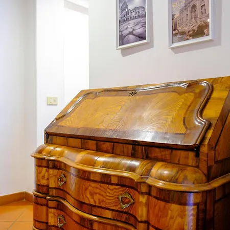 Apartamento Elegantis Monti Penthouse With Private Terrace And Colosseum View